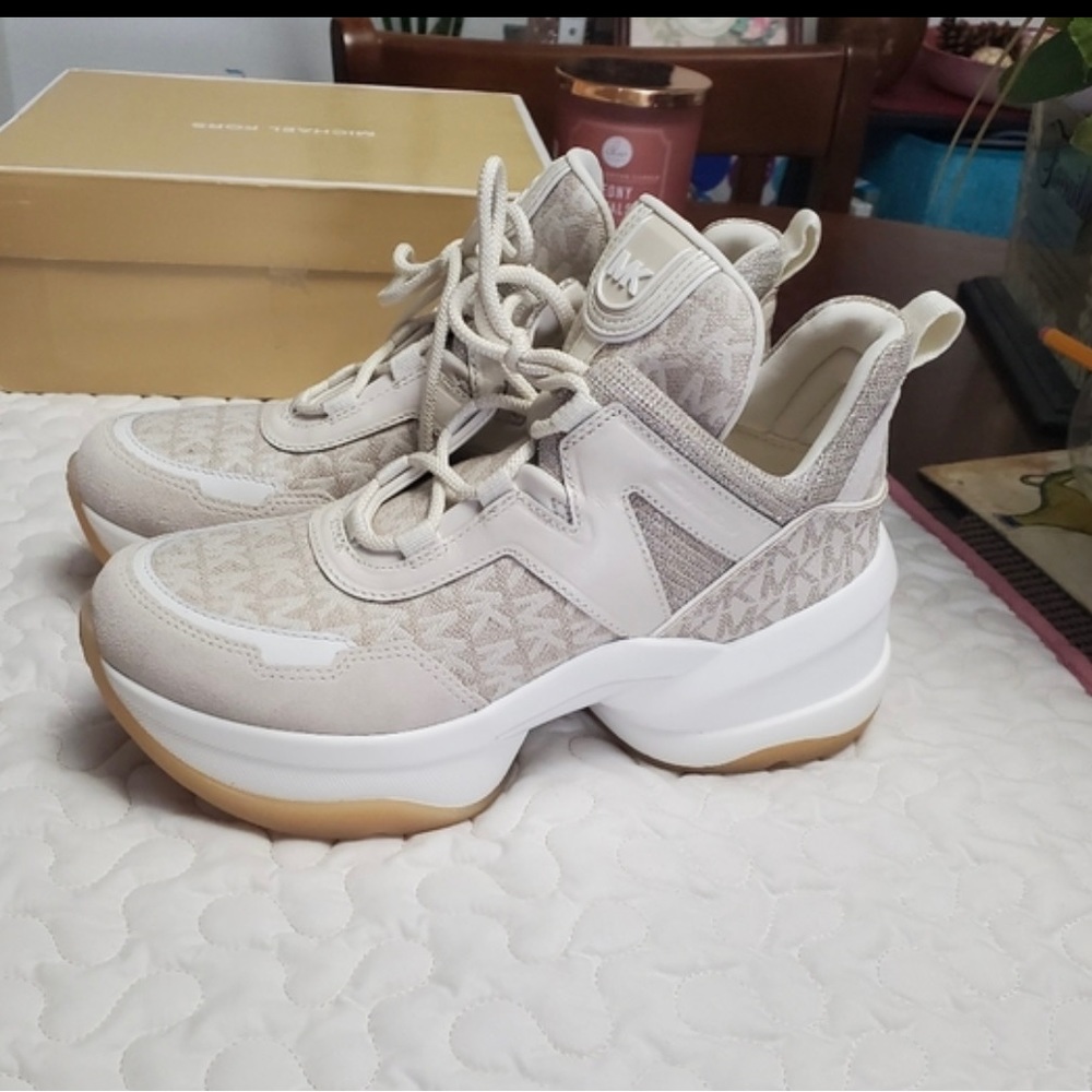 Michael Kors Olympia logo Jacquard and gliter mesh trainer, almost new